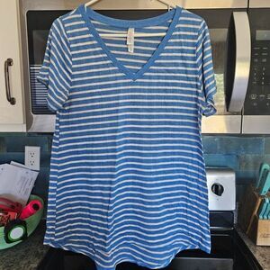 LulaRoe Women's Christy T V-neck Blue and White Striped Size Medium